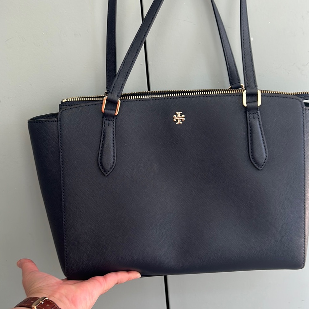 Tory Burch Navy tote zipper and compartments shoulder length strap